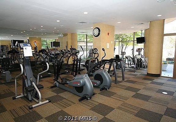 5th image of 10101 Grosvenor Pl APT 316