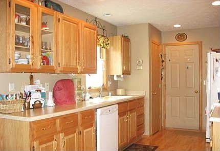 1st image of 5610 Barrington Park Dr