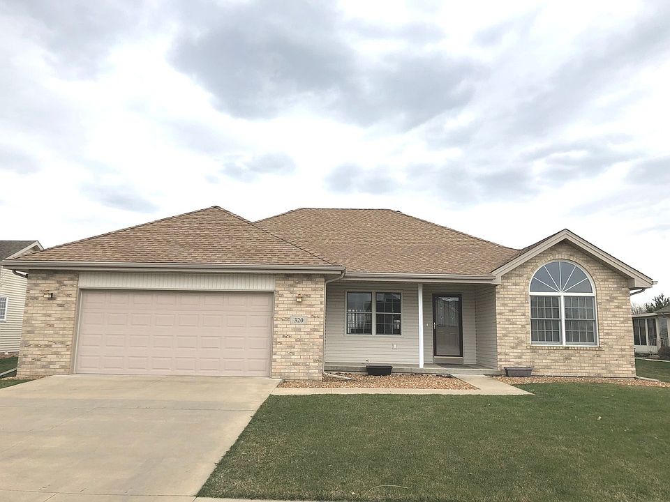 1st image of 320 Center Point Dr N