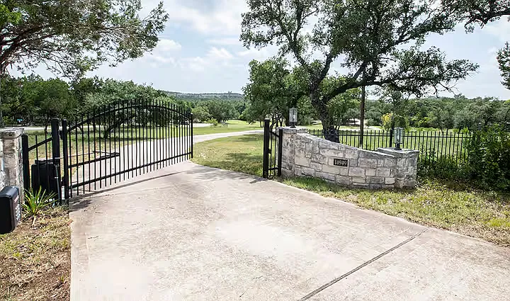Entrance with gate
