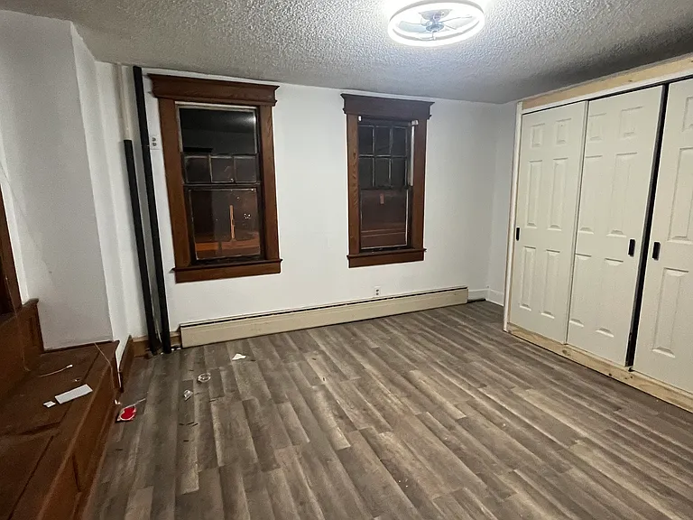 348 W State St — Photo 7