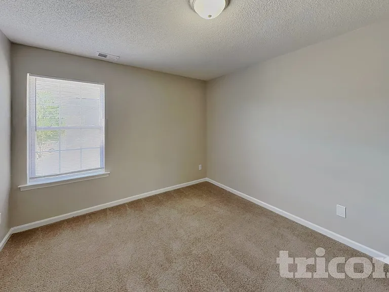 3400 Futura Ln — Photo 9