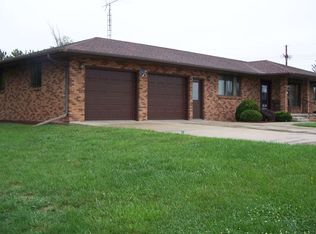 56995 714th Rd, Fairbury, NE 68352