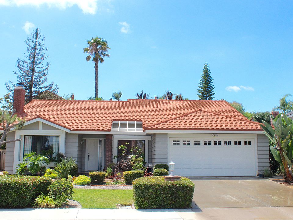 single level home on cup-de-sac