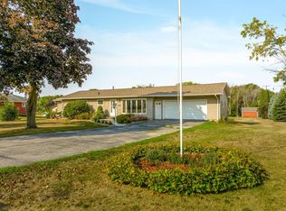 6493 Cutler St, Waterloo, IA 50703