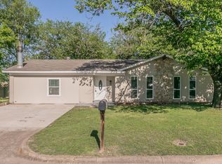 1807 Lachelle Ln, Arlington, TX 76010