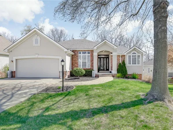 3405 Stanford Ct, Saint Joseph, MO 64506