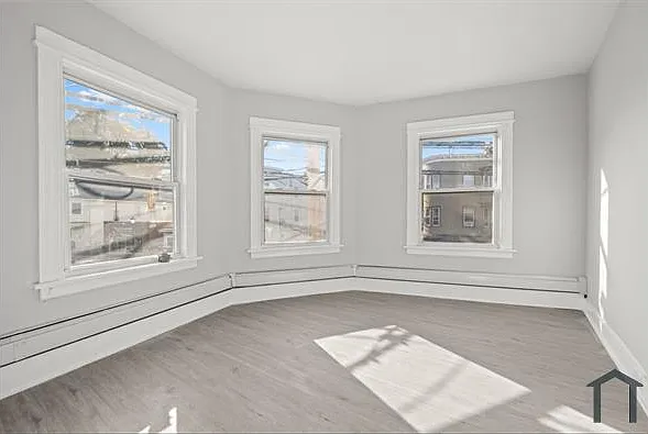2 bed, $2,100 — Photo 3