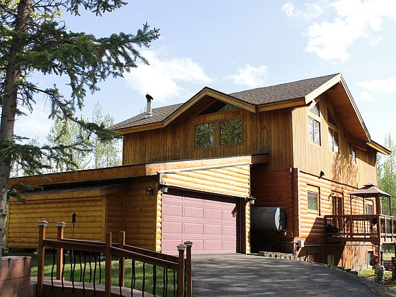 Exterior-Rear View