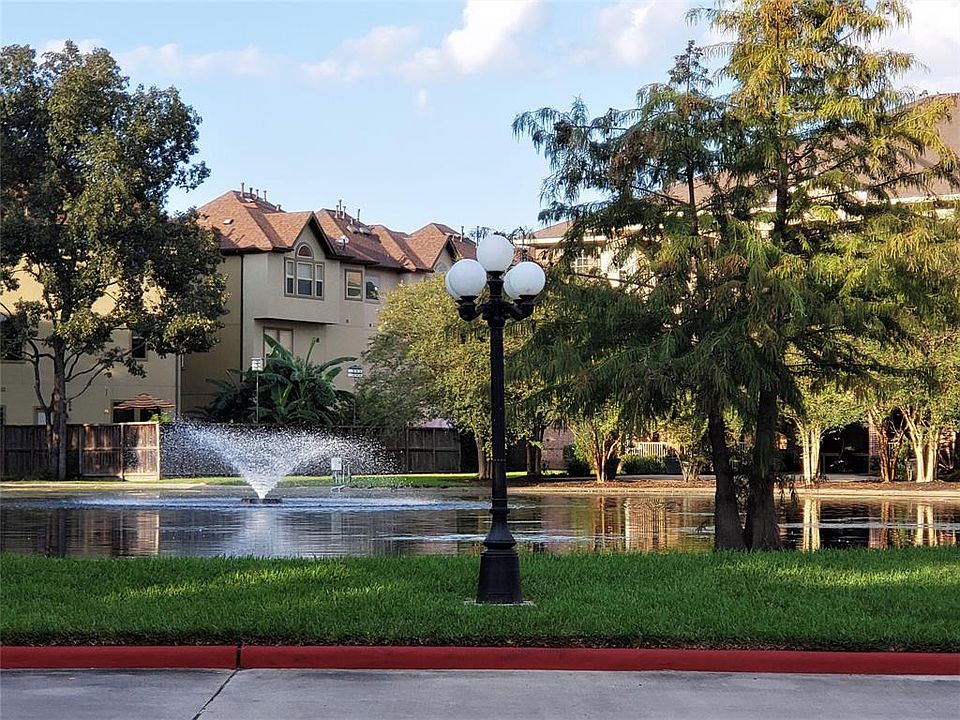 1st image of 2803 Kings Crossing Dr APT 124