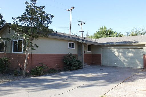 2nd image of 2325 Fraser Ave