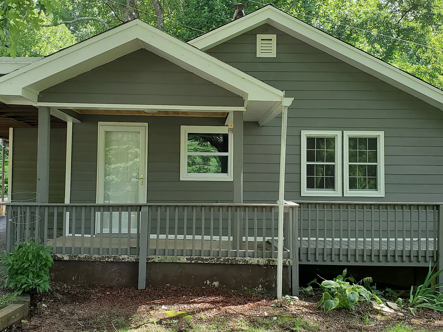 89 Utopia Rd — Photo 1