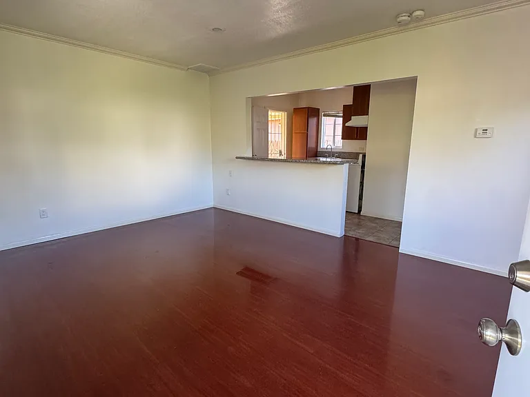 10431 Oro Vista Ave #10431 — Photo 2
