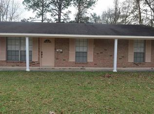 6630 Poinsettia Dr, Baton Rouge, LA 70812