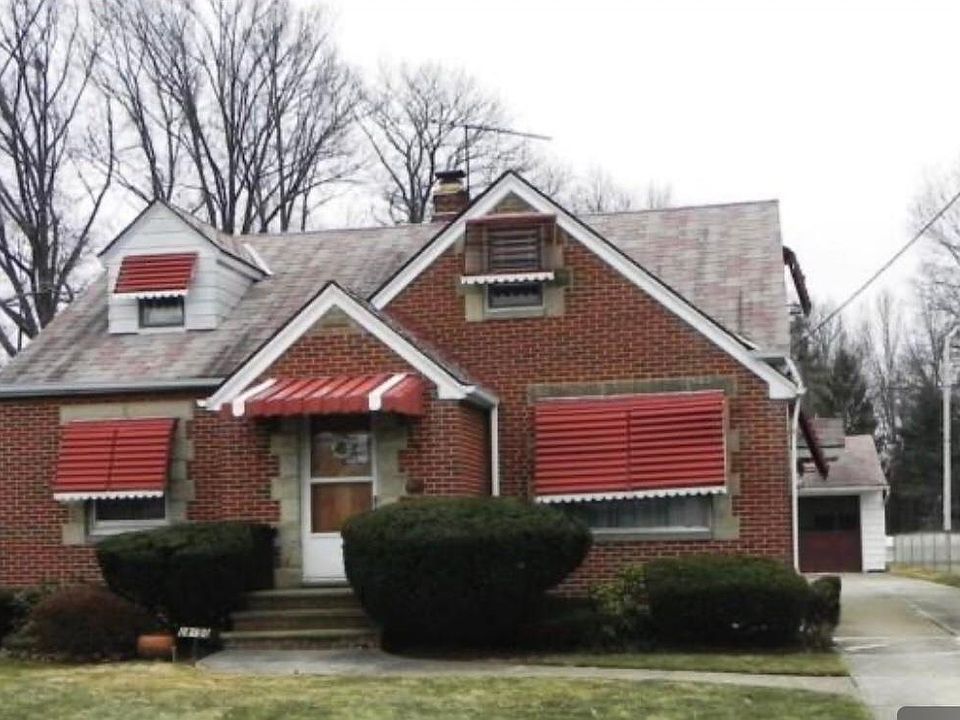 1st image of 28150 Lake Shore Blvd