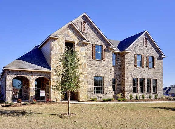 2nd image of 604 Summerwood Ct