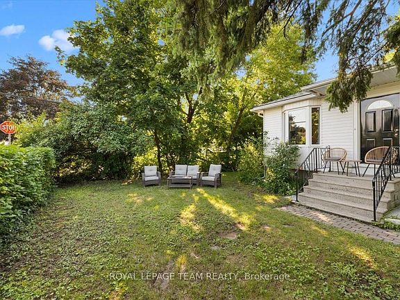 5th image of 331 Beechgrove Ave