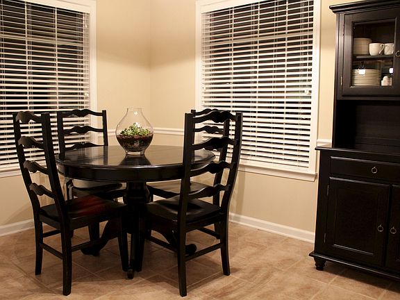 5th image of 10509 Ashglen Cir S
