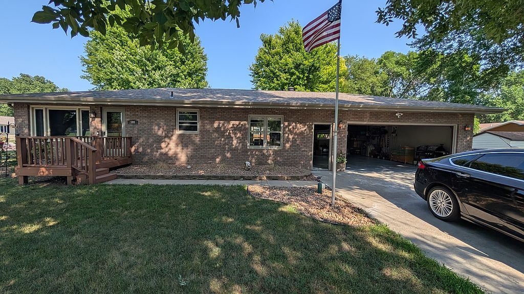 500 S Anderson St - Property Image