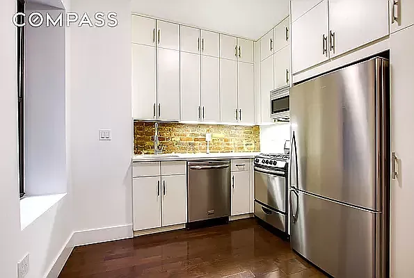 344 W 14th St #B3 — Photo 2