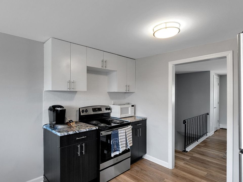 Welcome to Willow Pointe Apartments, where modern living meets comfort. Enjoy our stylish kitchens equipped with state-of-the-art appliances and sleek finishes. Elevate your lifestyle todayschedule a tour to see your future home!