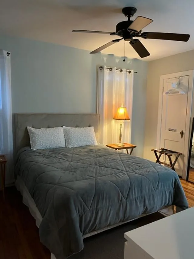 2 bed, 1029 sqft, $3,900 — Photo 4