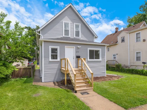 211 S 9th Ave, Maywood, IL 60153