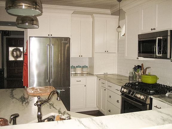 Updated custom kitchen