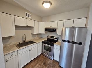 426 E Quail Ave #1, Apache Junction, AZ 85119