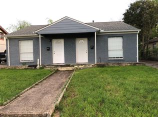 3824 Mount Ranier St, Dallas, TX 75211