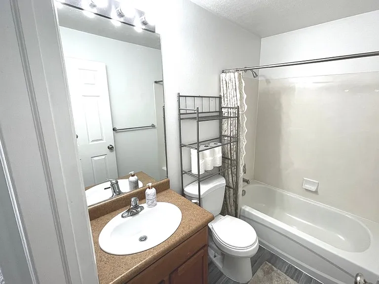 3585 E Rock Creek Rd #E6 — Photo 21