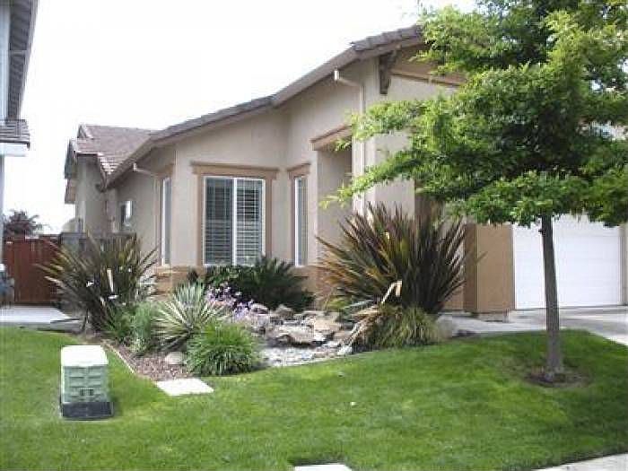 1st image of 3520 Beretania Way