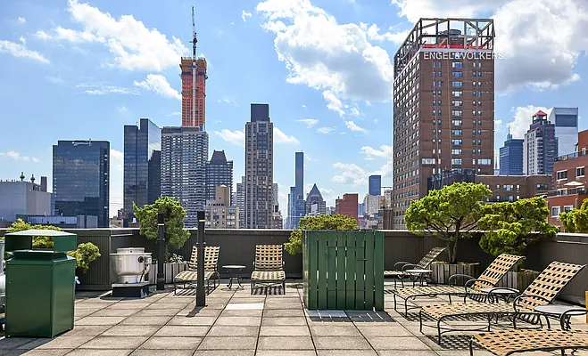 Sold by Engel & Völkers New York City | media 17