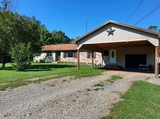 1586 Larkmead Rd, Parkersburg, WV 26101