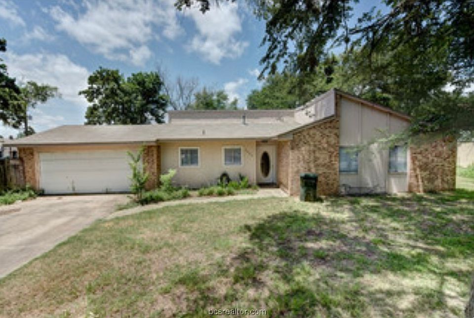 1st image of 3202 Forestwood Dr