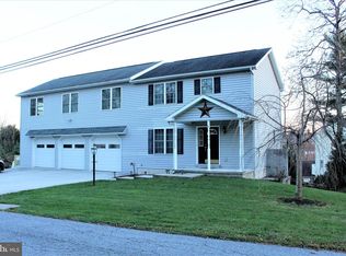 143 Bungalow Rd, Enola, PA 17025