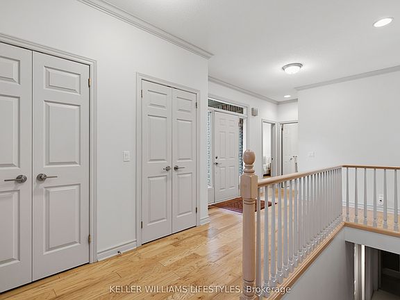 5th image of 1040 Riverside Dr #61