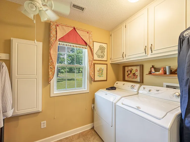 1211 Pulaski Rd — Photo 11