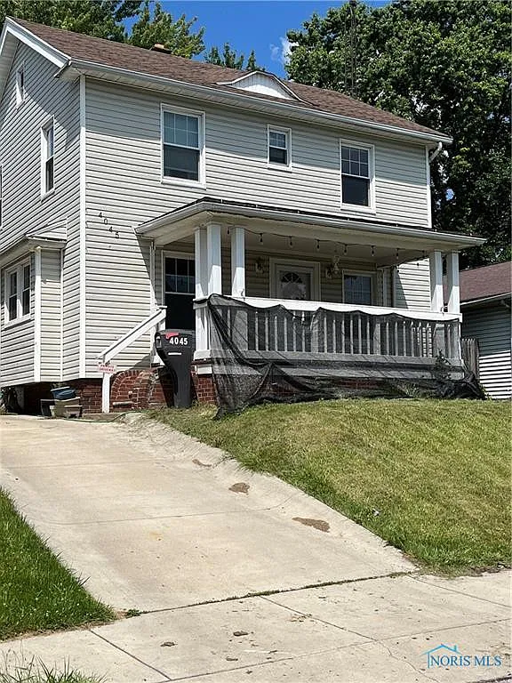 4045 Kingsbury Ave photo 1