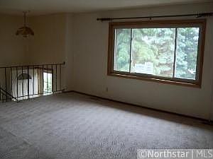 5th image of 696 125th Ln NE