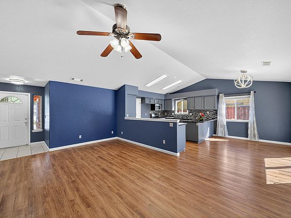 5th image of 3360 Lawrence Rd