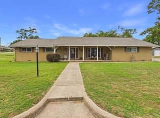 409 N Elm St, Frankston, TX 75763