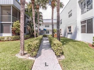 532 Burgundy St #L, Delray Beach, FL 33484