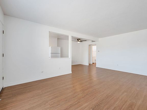 5th image of 633 E Park Cielo Apartments Ln #3