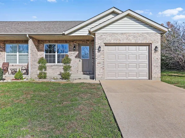 1497 Eugenia Dr, Washington, MO 63090