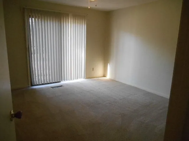 905 W Pine St #A — Photo 10