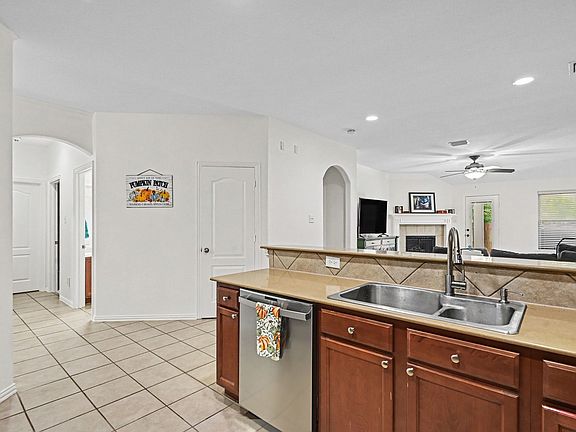 5th image of 8108 Ruse Springs Ln