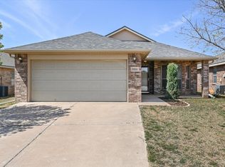 9804 Sherman Ave, Lubbock, TX 79423