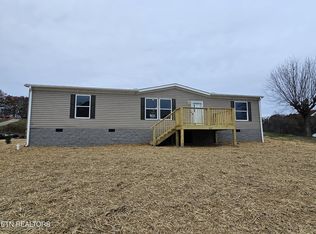 398 Foster Rd, Lenoir City, TN 37771