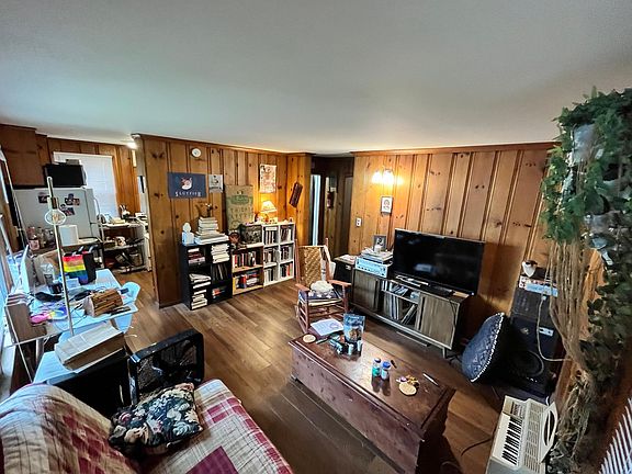 2nd image of 116 N Hamilton St #2